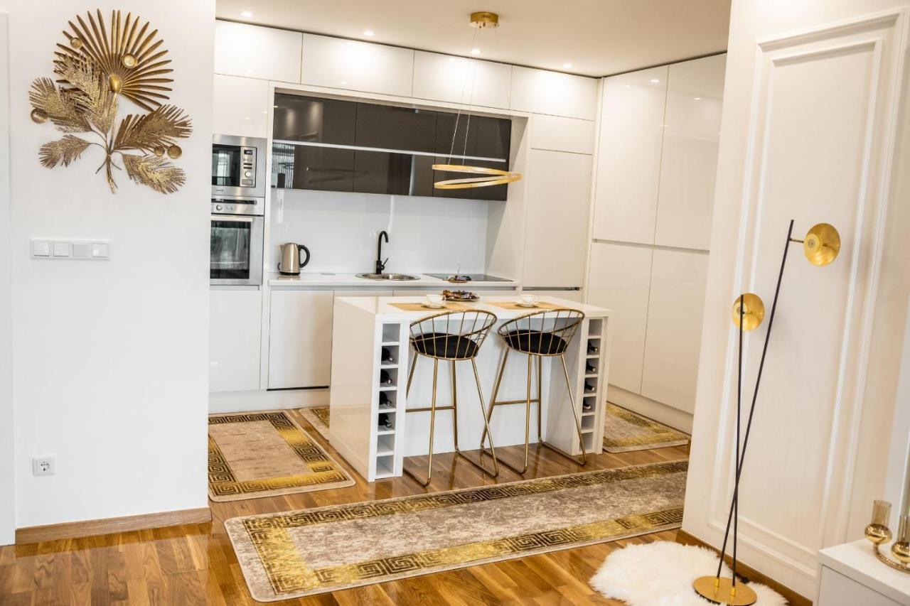 Luxury Apartment Karic Free Parking Τούζλα Εξωτερικό φωτογραφία