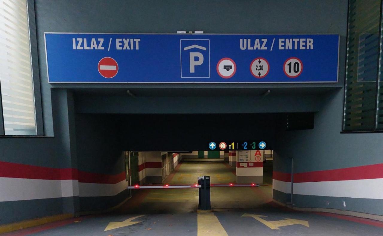 Luxury Apartment Karic Free Parking Τούζλα Εξωτερικό φωτογραφία