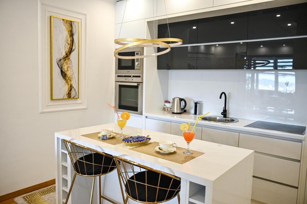 Luxury Apartment Karic Free Parking Τούζλα Εξωτερικό φωτογραφία
