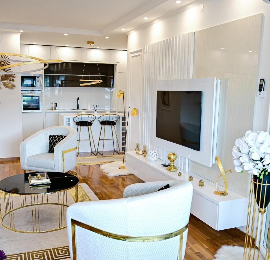 Luxury Apartment Karic Free Parking Τούζλα Εξωτερικό φωτογραφία